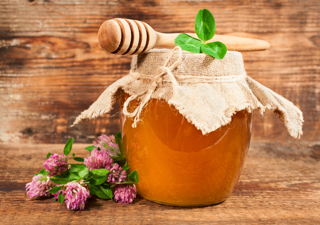 Benefits Of Clover Honey And How It May Help Your Health iHearts143Quotes
